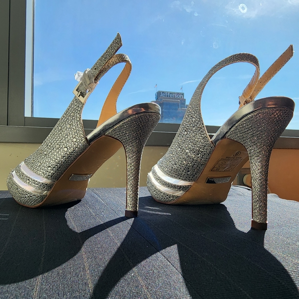 L Lorraine open toe bedazzled 4" heel silver shoes  NWT